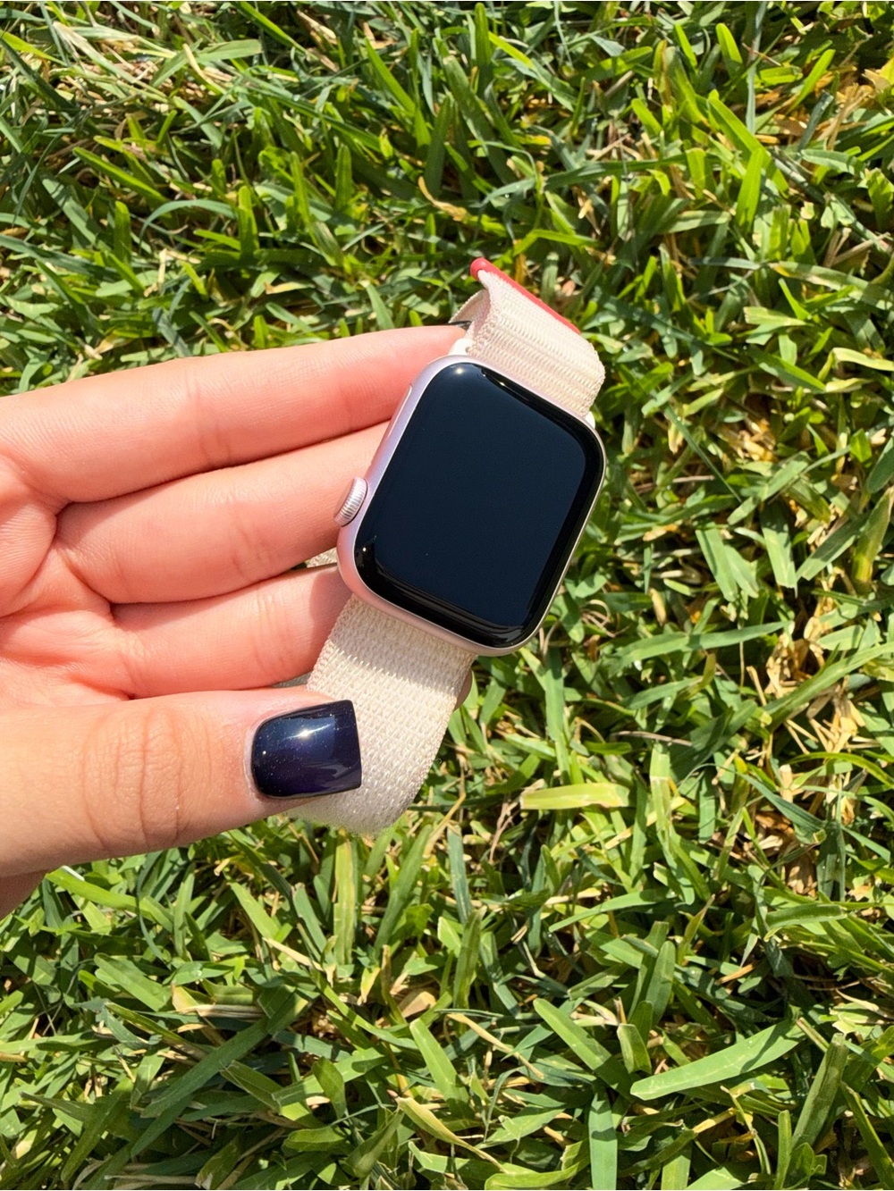 Pink Apple Watch series 9, 41 mm